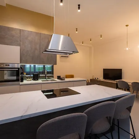 Апартаменты The Bridge Luxury